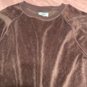 Aerie brown sweatshirt size small worn a couple times not damaged!